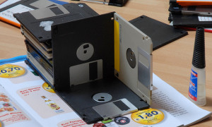 A pendrive nagyon gyorsan felváltotta a floppy lemezek használatát.